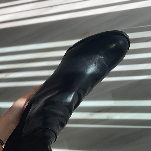 STUART WEITZMAN LOW JACK BOOTS - Picture 13 of 16